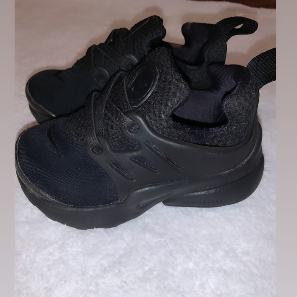 Little Nike presto